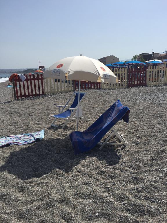 Casa Vacanze Samira Fondachello  Eksteriør billede
