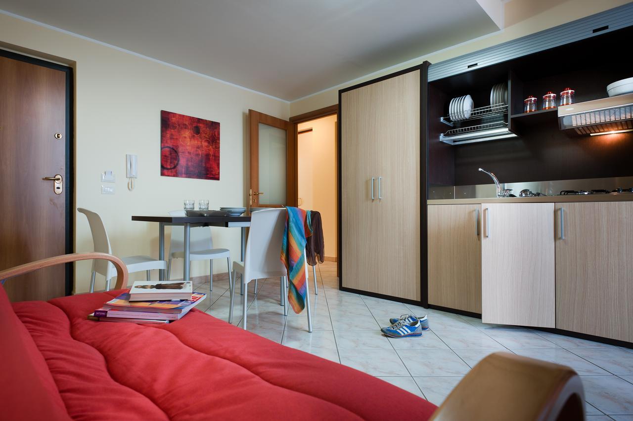 Casa Vacanze Samira Fondachello  Eksteriør billede